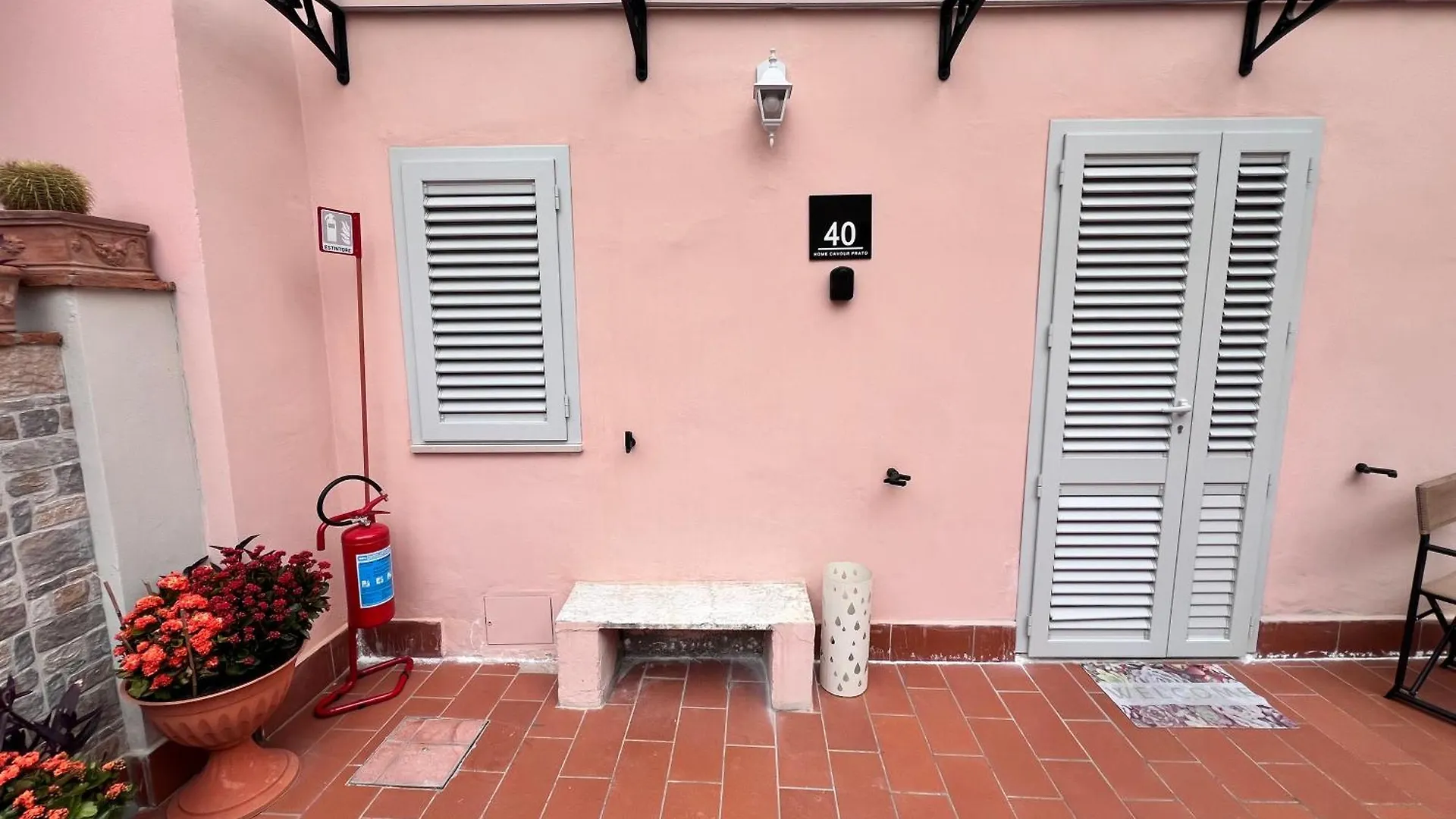 Lägenhet Home Cavour Prato Prato
