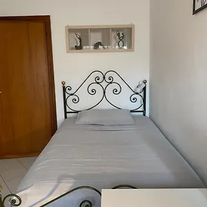 Civico 8 Prato (Prato)