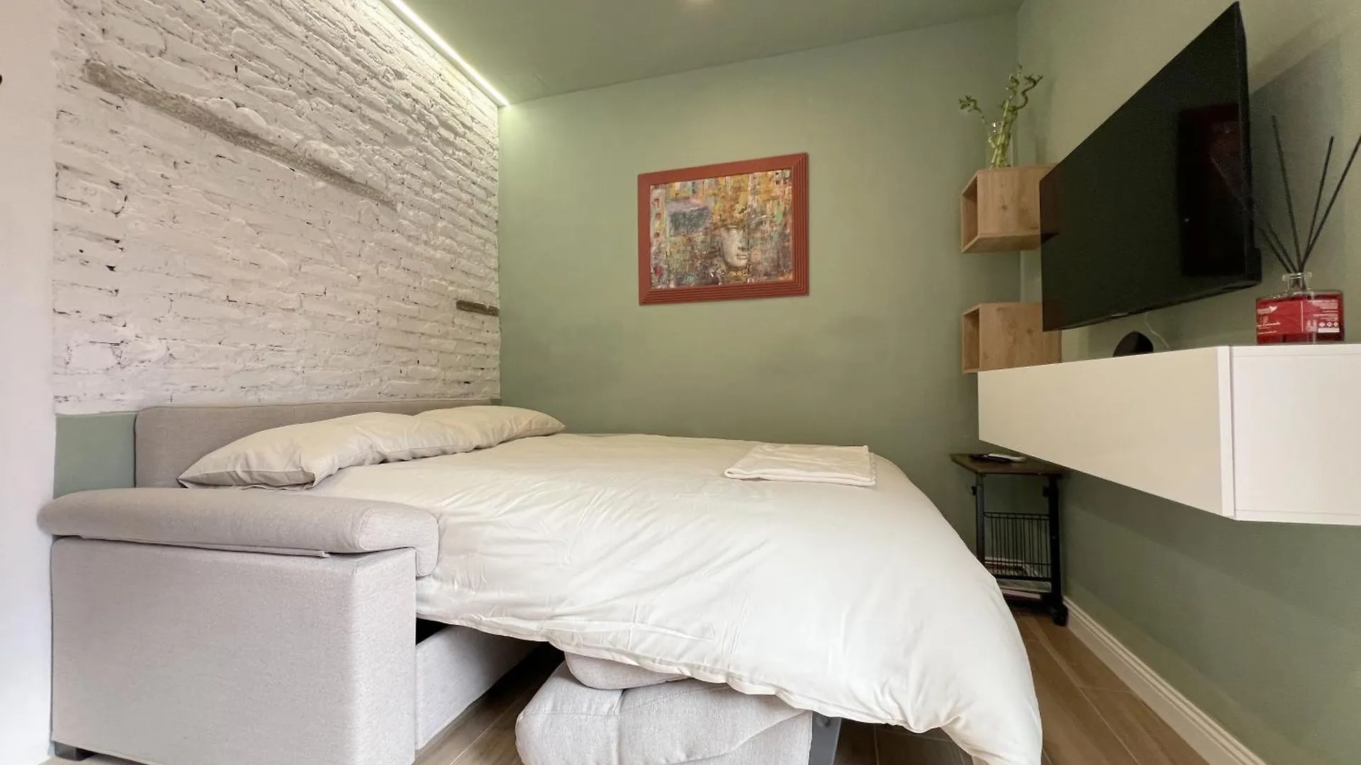 Apartment Home Cavour Prato Prato
